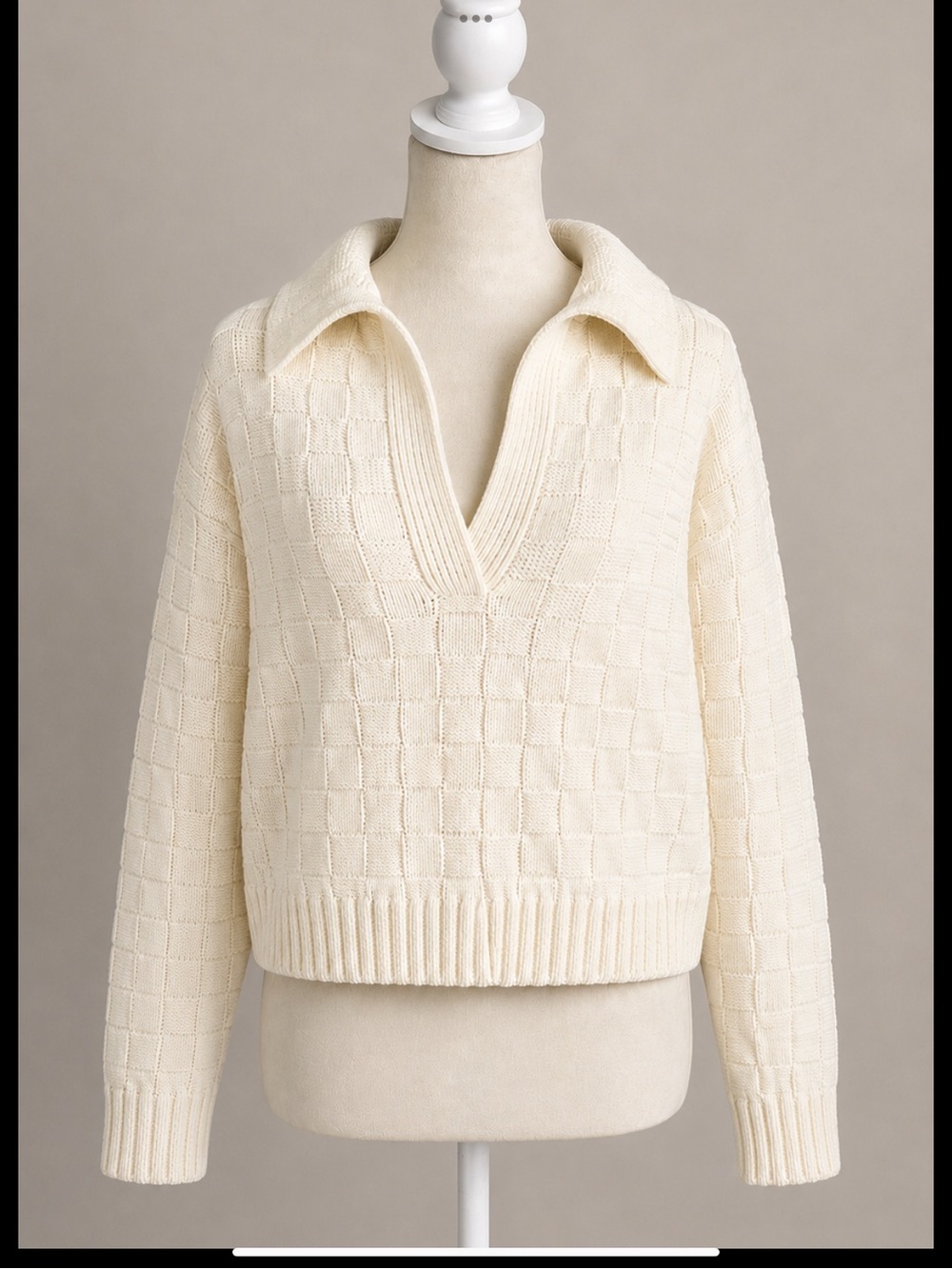 Abercrombie & Fitch Textured Collar Sweater XS Ivory Cream Pullover Cozy Luxury
